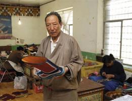 Silk Embroidery Boots Making